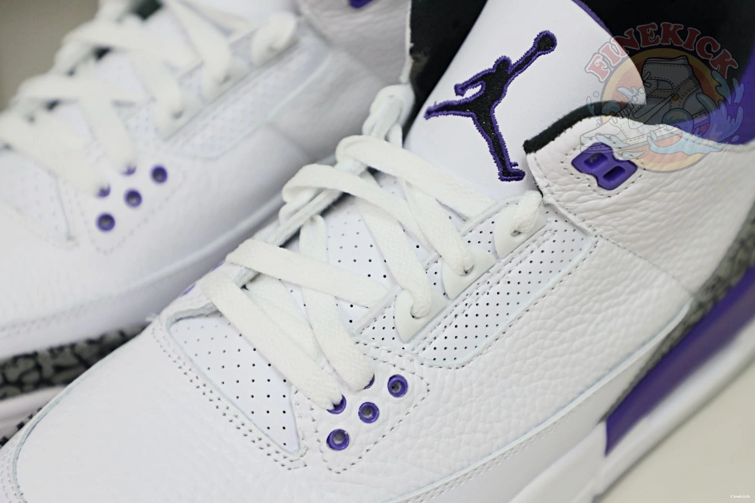 3 Air retro